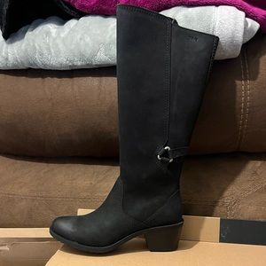 Teva tall foxy boots